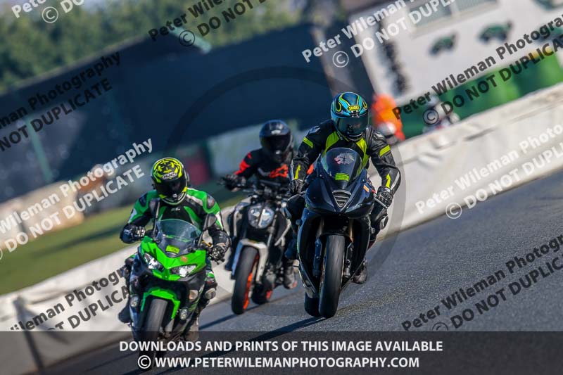 PJM Wedding Photography;enduro digital images;event digital images;eventdigitalimages;mallory park;mallory park photographs;mallory park trackday;mallory park trackday photographs;no limits trackdays;peter wileman photography;racing digital images;trackday digital images;trackday photos